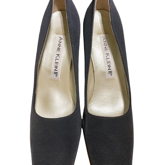 ANNE KLEIN II Navy Blue Cross Grain Italian Made Pumps Shoes 9N NWOT With Box - Picture 7 of 8